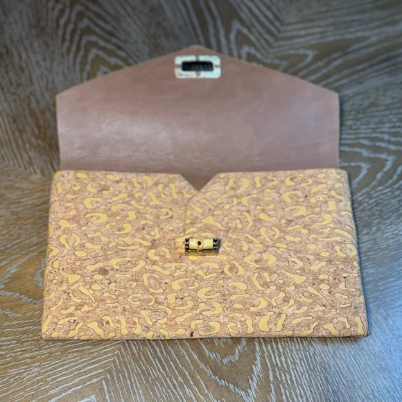 Sondra Roberts Cork Envelope Clutch - Picture 7 of 10